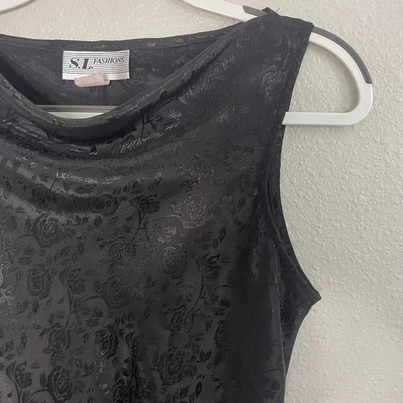 ☀️Vintage S.L. Fashions Slip Dress - Picture 4 of 11